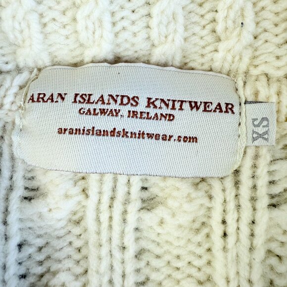 Aran Islands Knitwear 100% Wool Cable‑Knit Cardigan XS – Artisan Irish Sweater - Picture 6 of 11